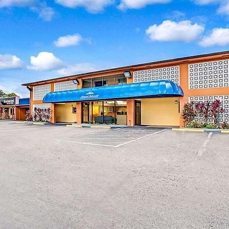 Airport Inn Tampa Eksteriør bilde