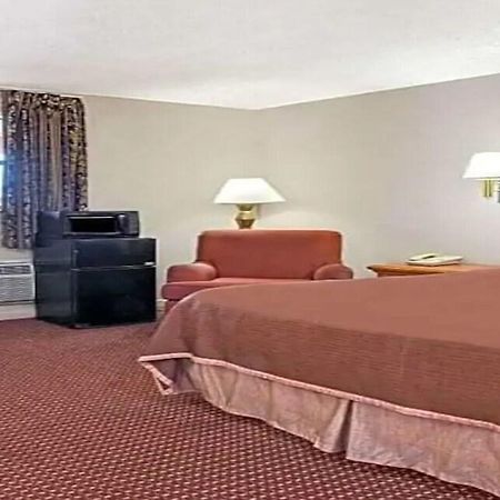 Airport Inn Tampa Eksteriør bilde