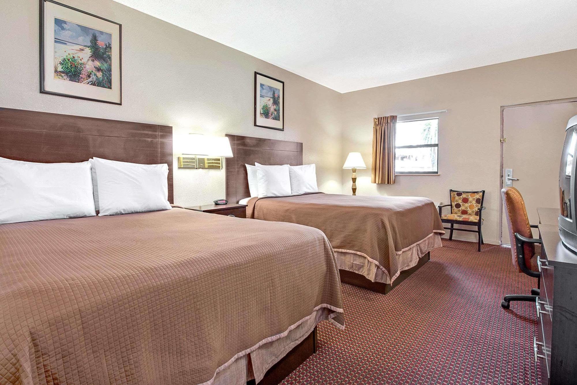 Airport Inn Tampa Eksteriør bilde